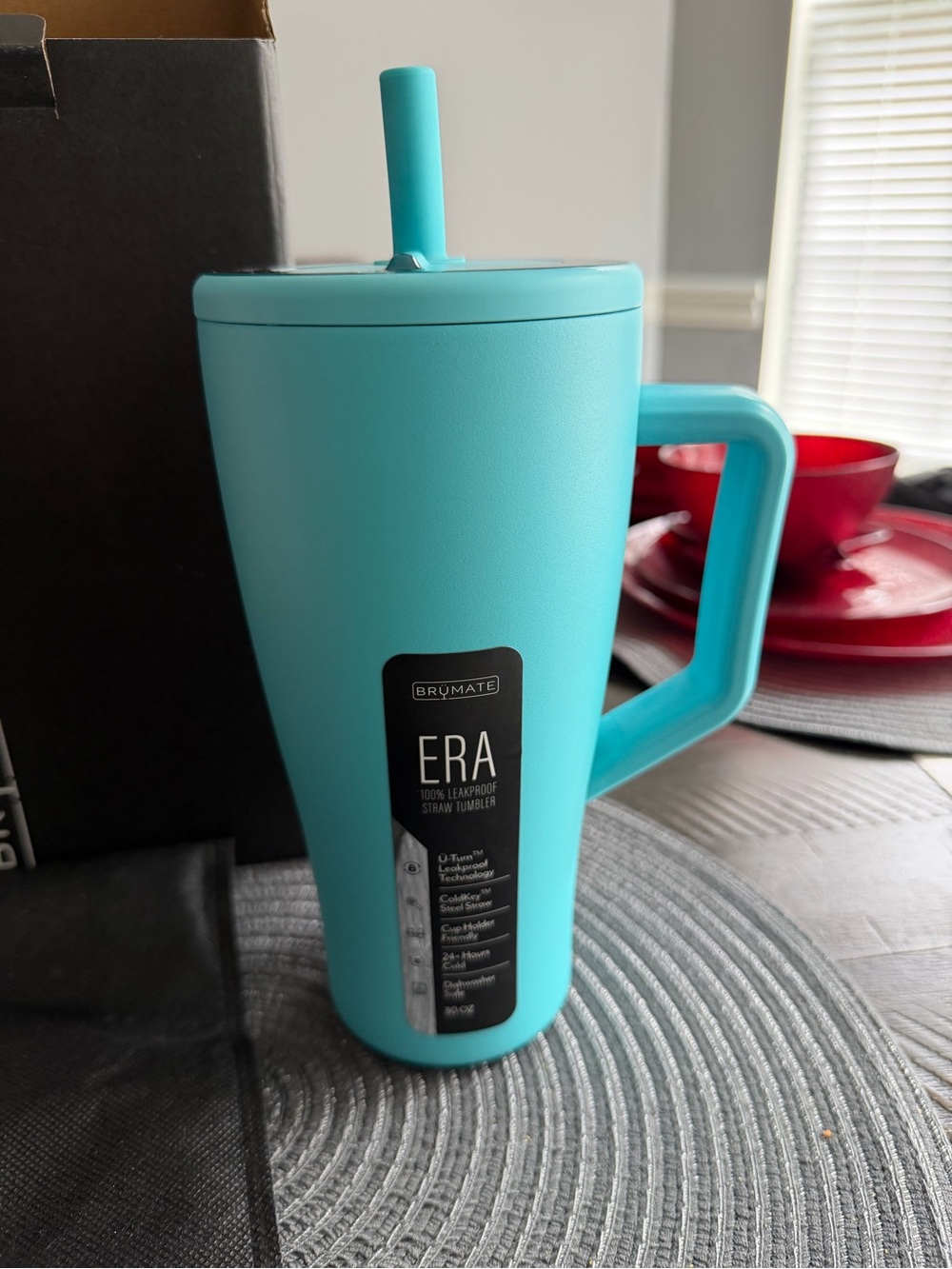 Brumate Era 30oz Tumbler in Curaçao Blue with Handle - Picture 4 of 5